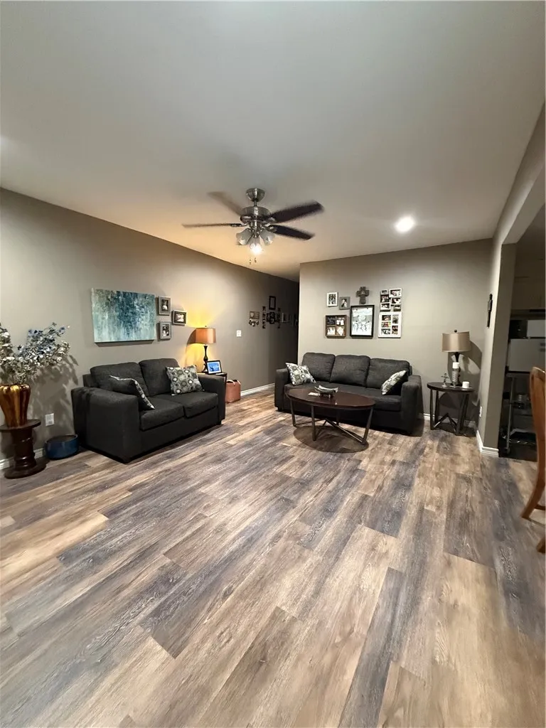 1700 S Cameron Street Alice, TX 78332