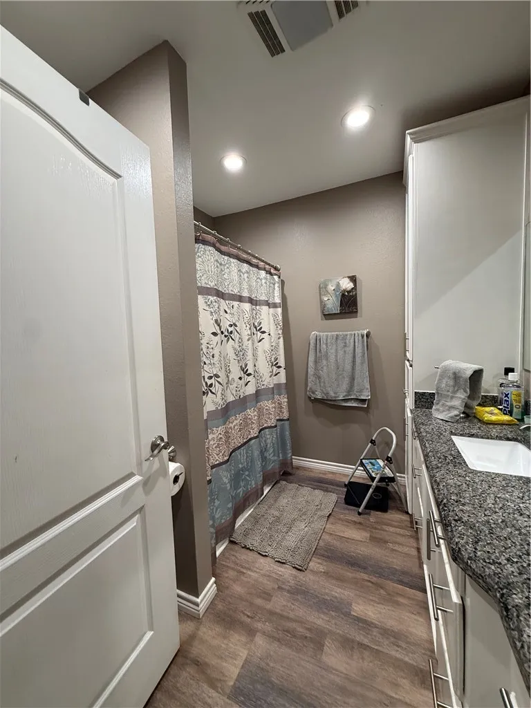 1700 S Cameron Street Alice, TX 78332