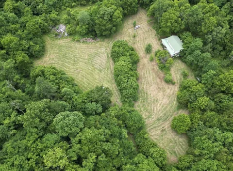 98 Hackett Valley Rd