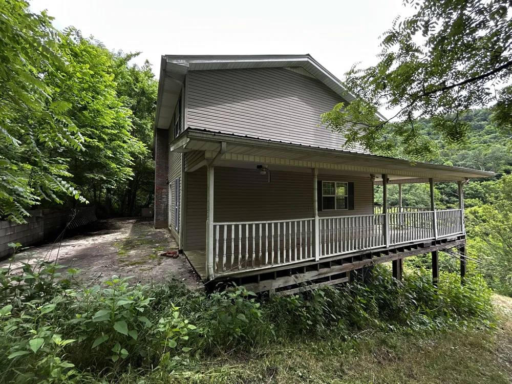 98 Hackett Valley Rd Hickman, TN 38567