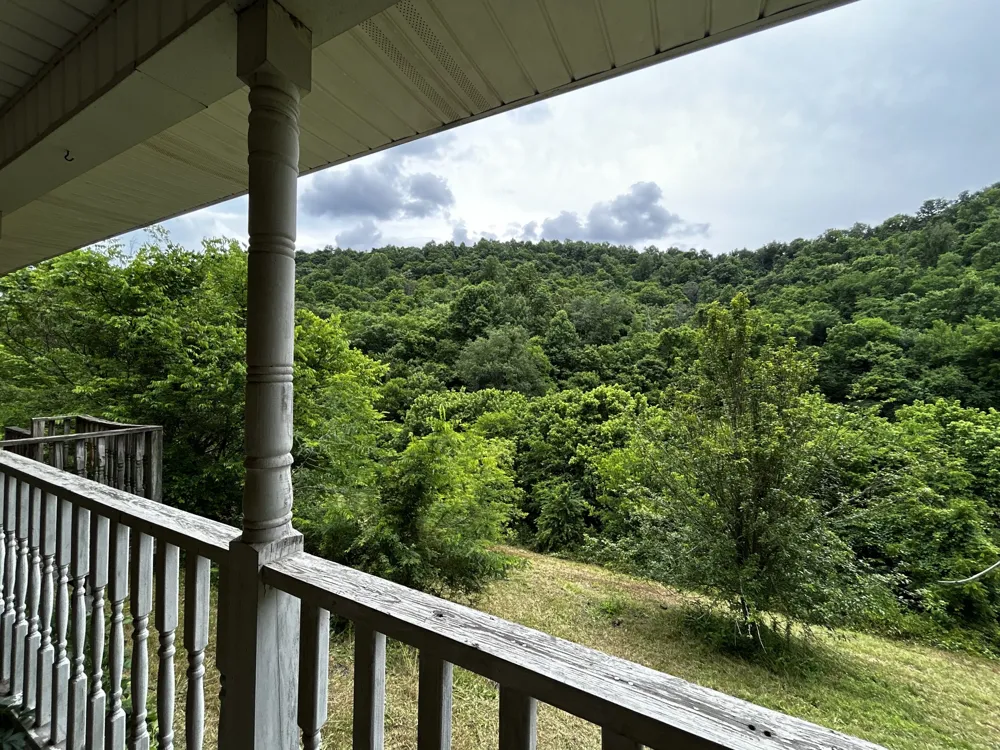 98 Hackett Valley Rd Hickman, TN 38567