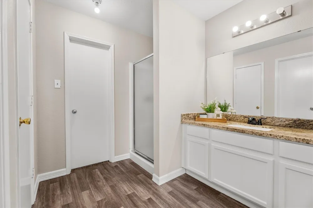 5918 Stirring Winds Lane Houston, TX 77086