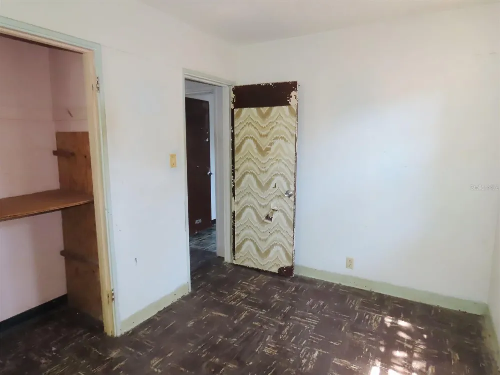 3911 W LEILA AVENUE Tampa, FL 33616