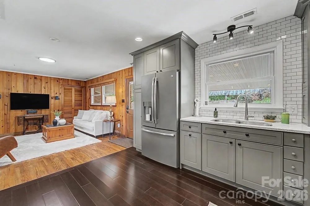 52 Briar Patch Road Cullowhee, NC 28723