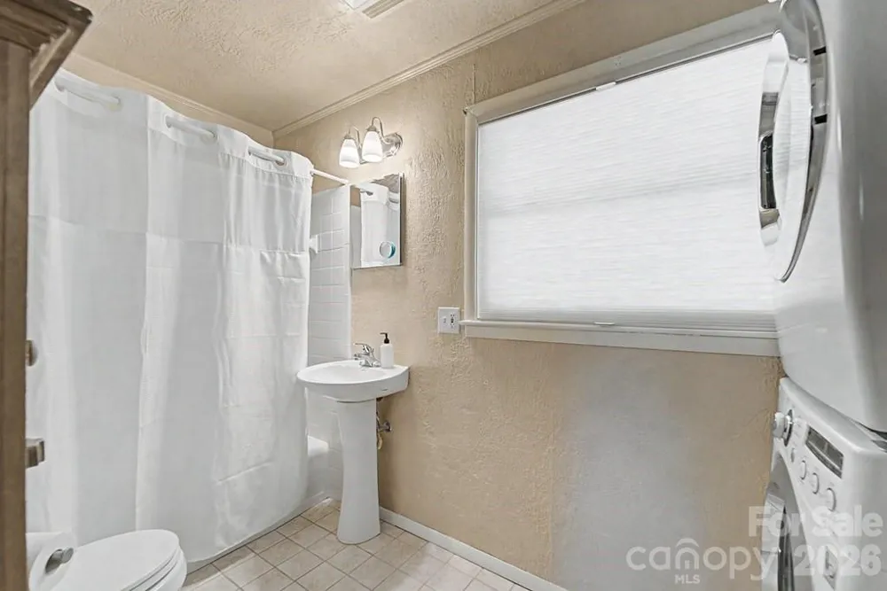 52 Briar Patch Road Cullowhee, NC 28723