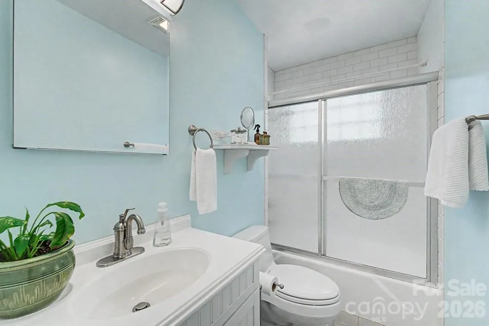 52 Briar Patch Road Cullowhee, NC 28723