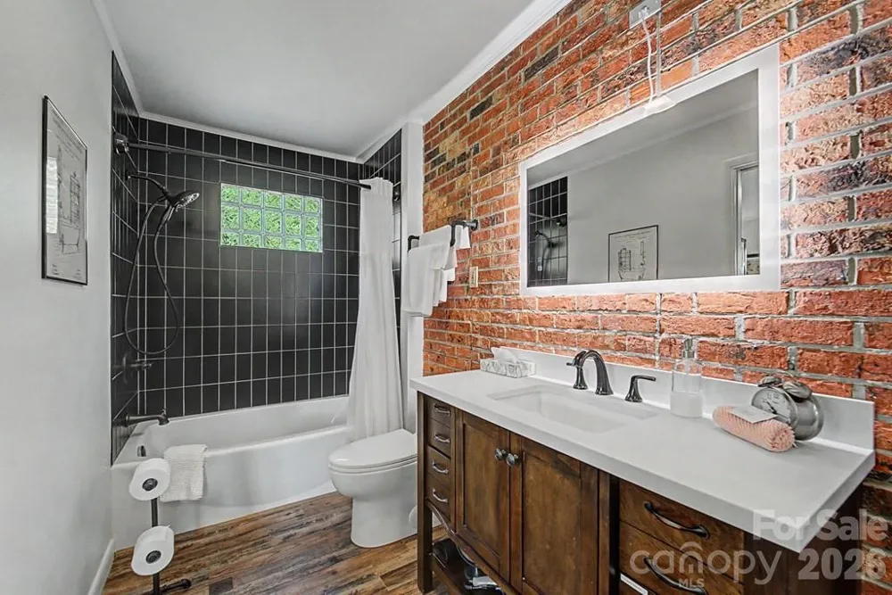 52 Briar Patch Road Cullowhee, NC 28723