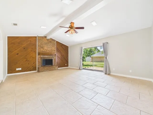 1406 Loma Linda Drive Athens, TX 75752
