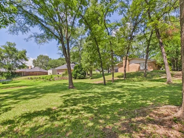 1406 Loma Linda Drive Athens, TX 75752