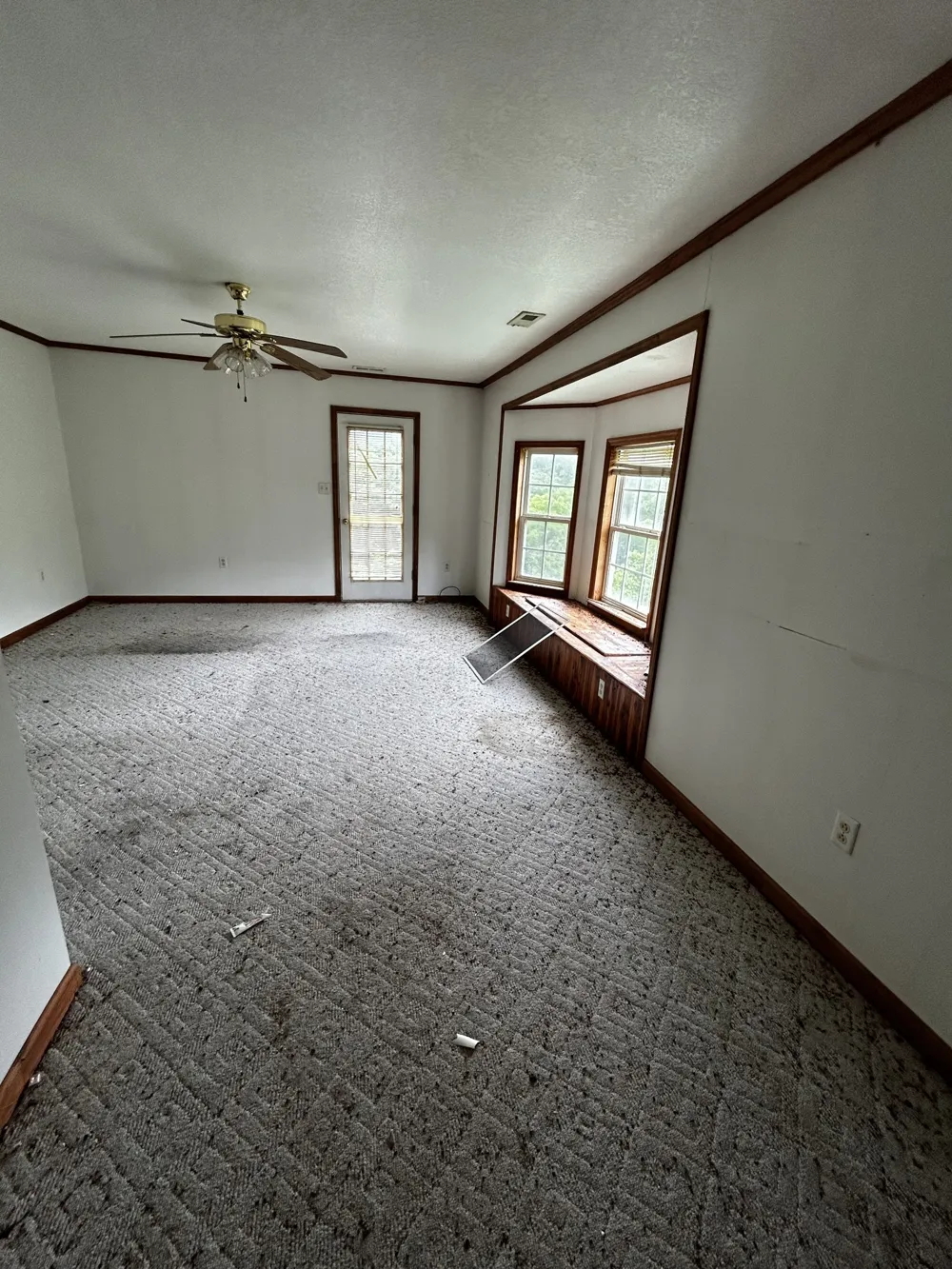 98 Hackett Valley Rd Hickman, TN 38567