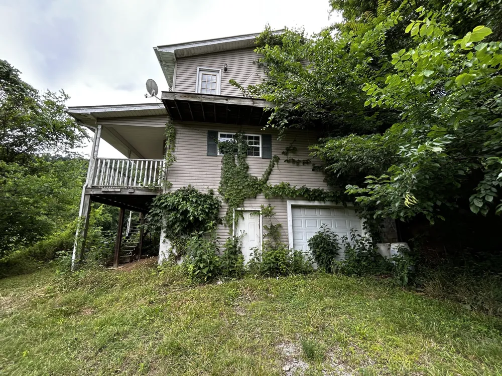 98 Hackett Valley Rd Hickman, TN 38567