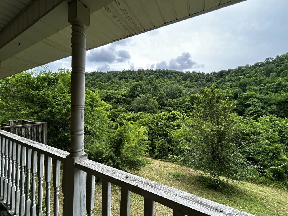 98 Hackett Valley Rd Hickman, TN 38567