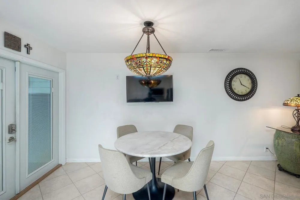 3597 Pear Blossom Drive Oceanside, CA 92057