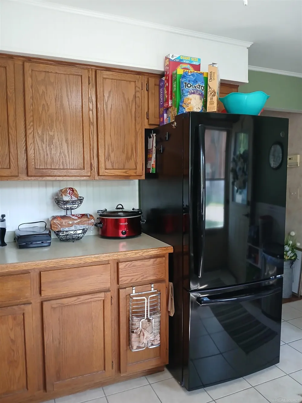 29130 Tessmer Court Madison Heights City, MI 48071