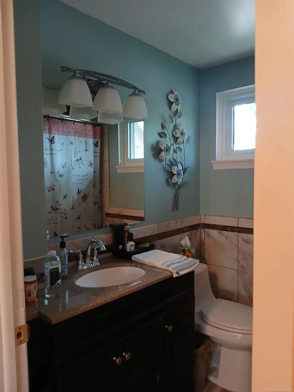 29130 Tessmer Court Madison Heights City, MI 48071