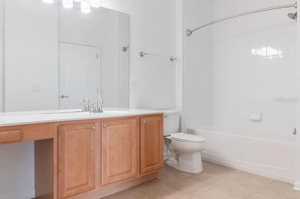 3868 LEXMARK LANE #409 Rockledge, FL 32955