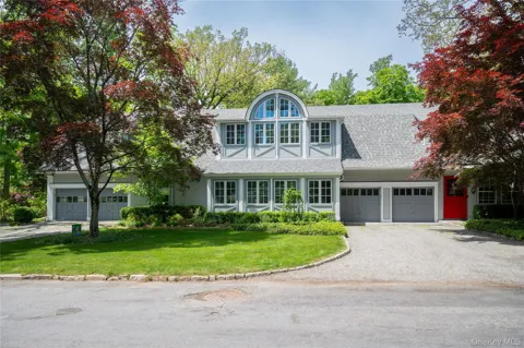 34-36 E Lake Stable Road