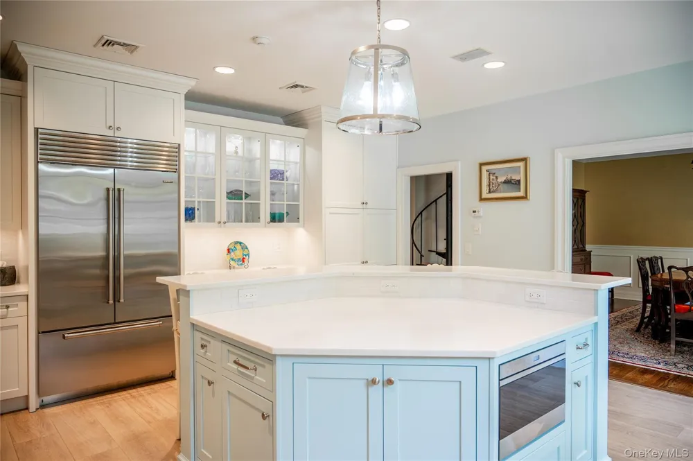 34-36 E Lake Stable Road Tuxedo Park, NY 10987
