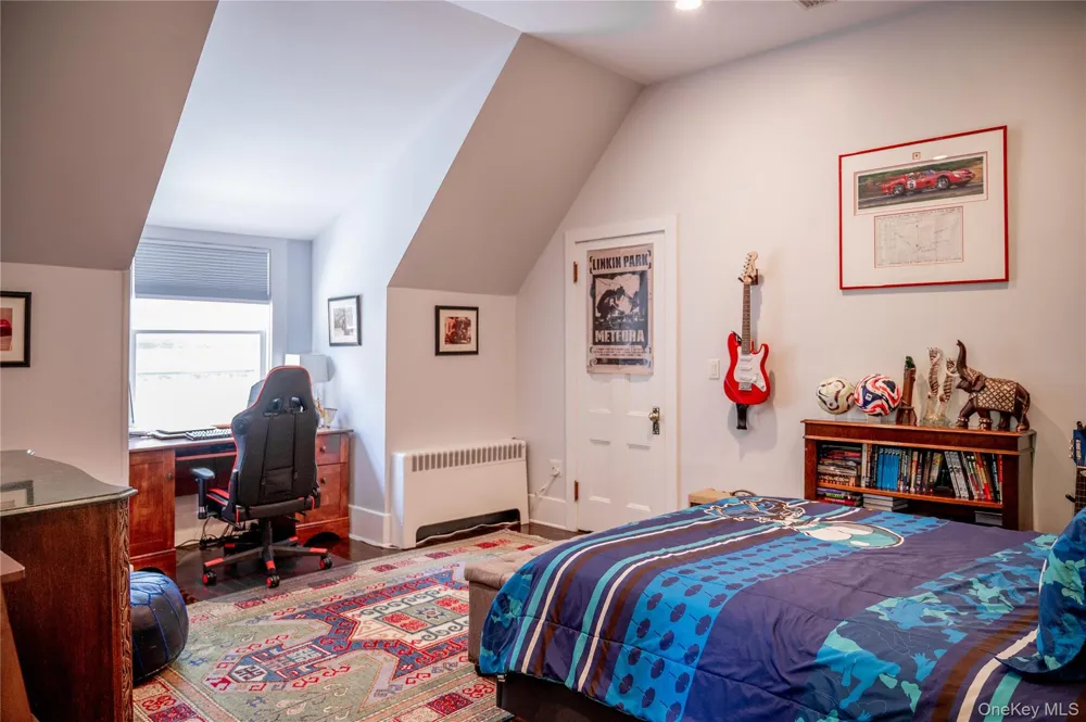 34-36 E Lake Stable Road Tuxedo Park, NY 10987