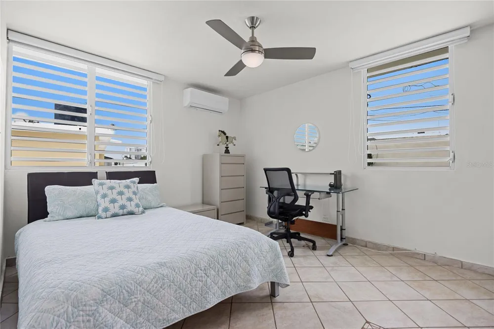 Calle 6 H17 TINTILLO GARDENS Guaynabo, PR 00966