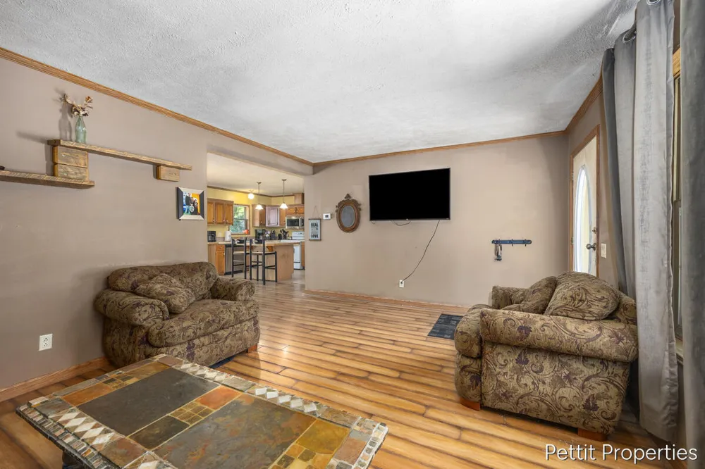 2481 Bauer Road Jenison, MI 49428
