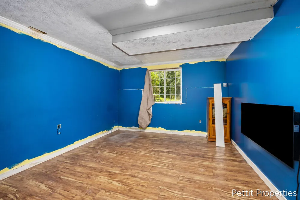 2481 Bauer Road Jenison, MI 49428
