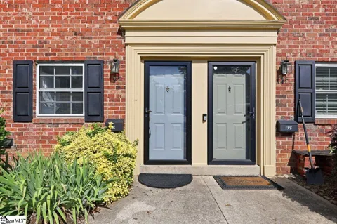 2530 E North Street #Unit 13-E