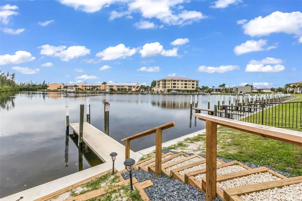 1217 AQUI ESTA DRIVE #5 Punta Gorda, FL 33950
