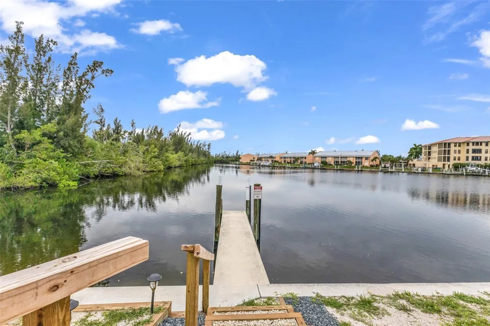 1217 AQUI ESTA DRIVE #5 Punta Gorda, FL 33950