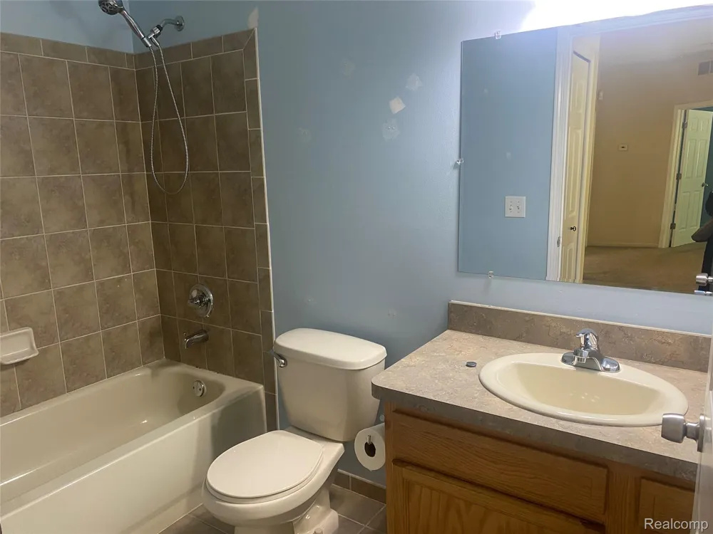 34558 Northrup Drive Chesterfield Township, MI 48047