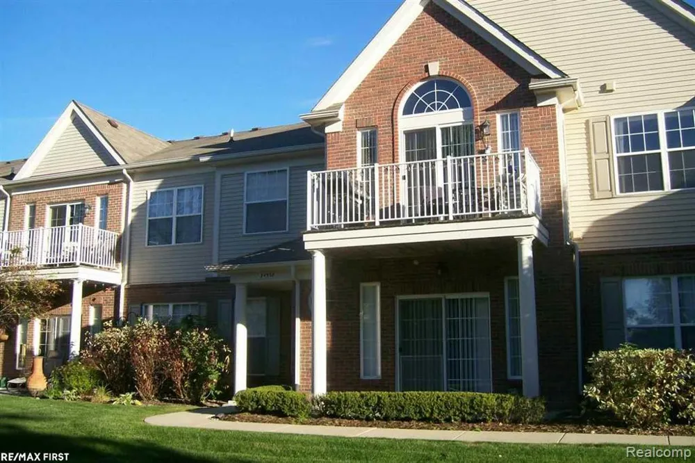 34558 Northrup Drive Chesterfield Township, MI 48047
