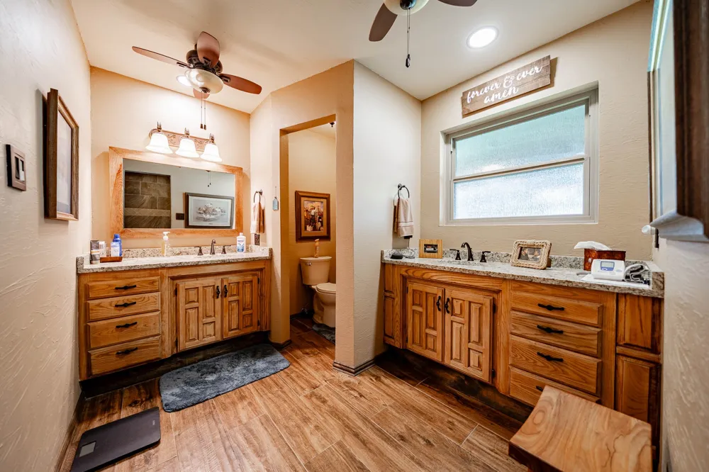 4946 County Road 410 Hawley, TX 79525