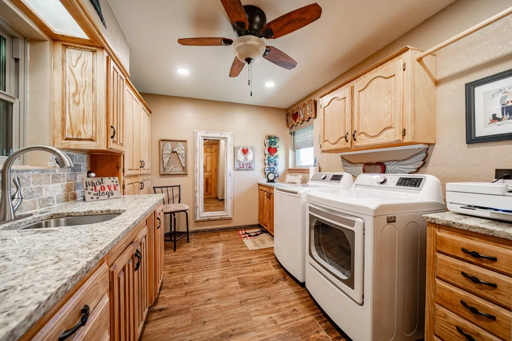 4946 County Road 410 Hawley, TX 79525