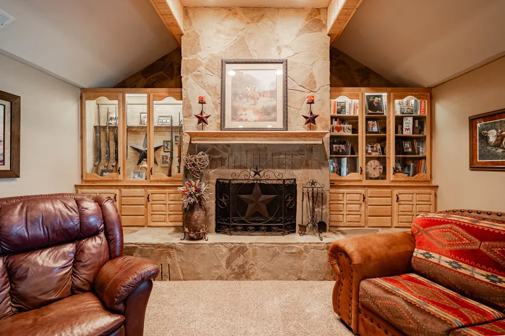 4946 County Road 410 Hawley, TX 79525