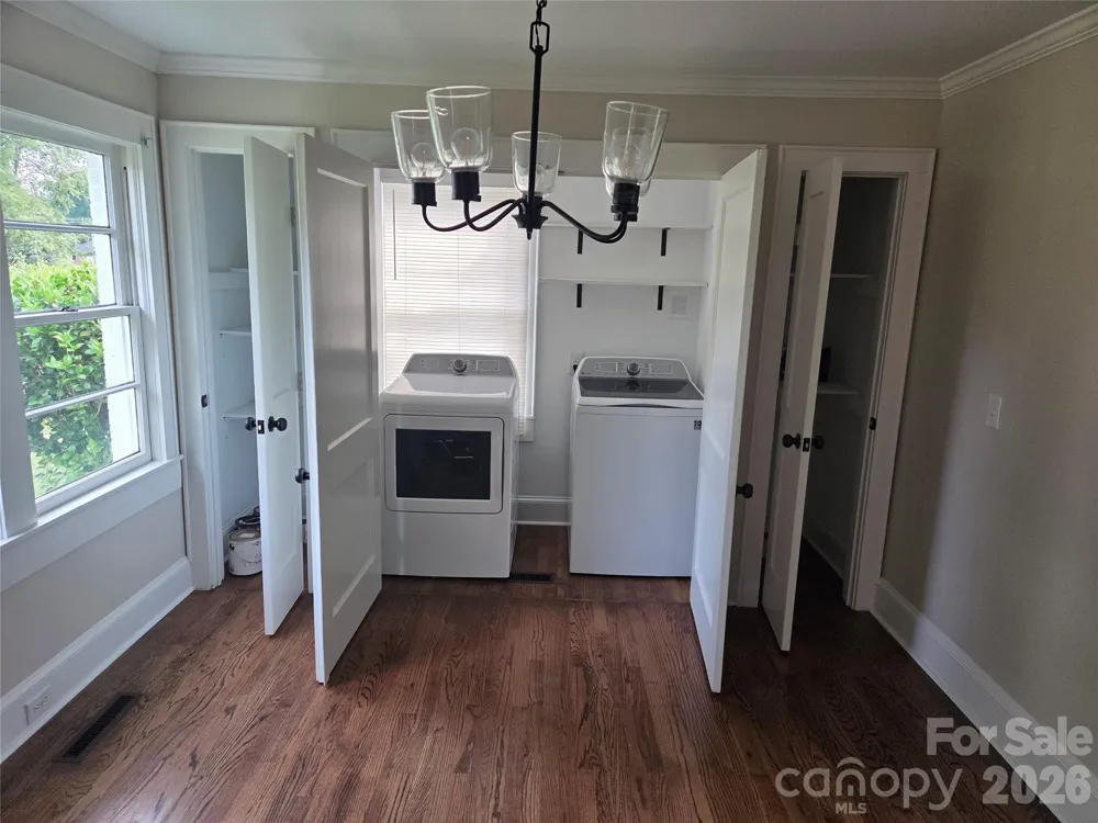707 E 1st Street Cherryville, NC 28021