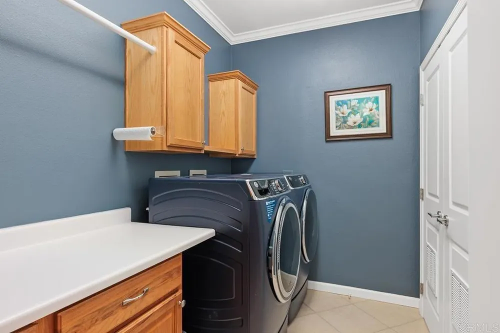 212 Acropolis Way Vista, CA 92084