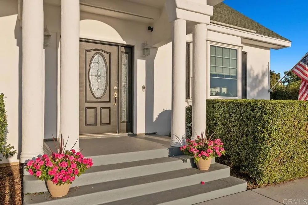 212 Acropolis Way Vista, CA 92084