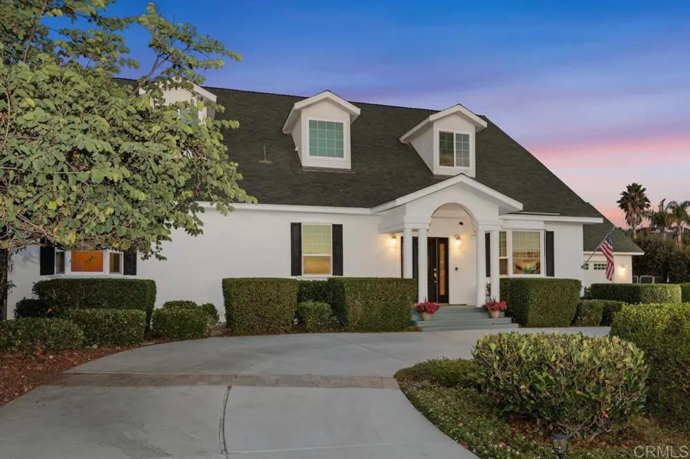 212 Acropolis Way Vista, CA 92084