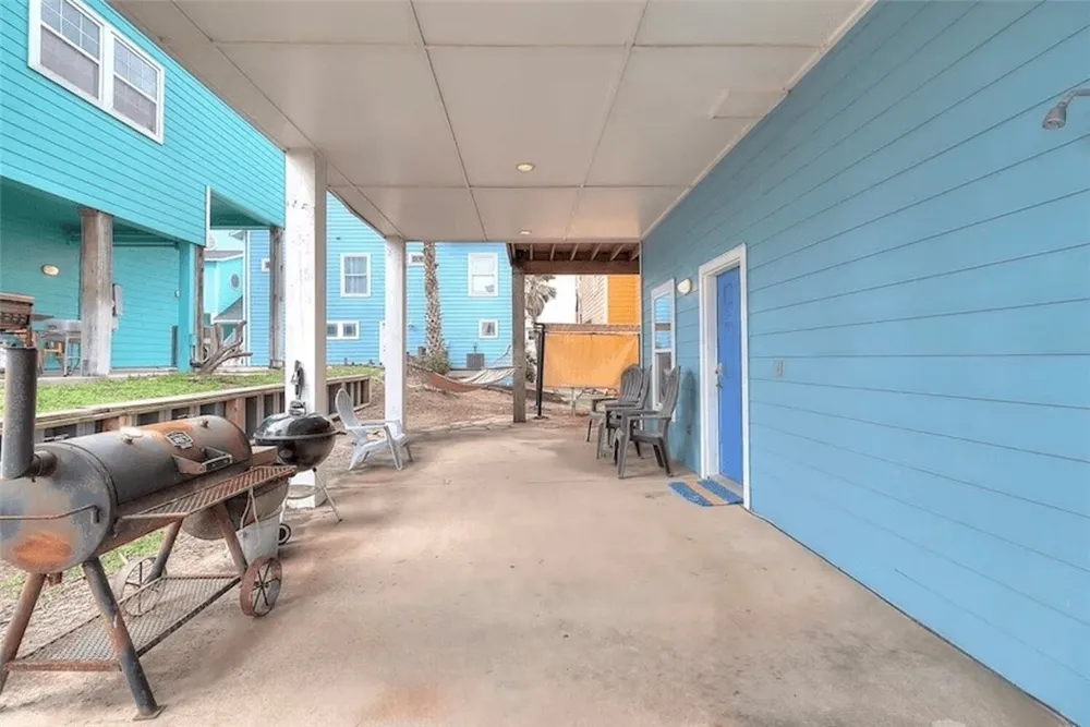678 Anchor Drive Port Aransas, TX 78373
