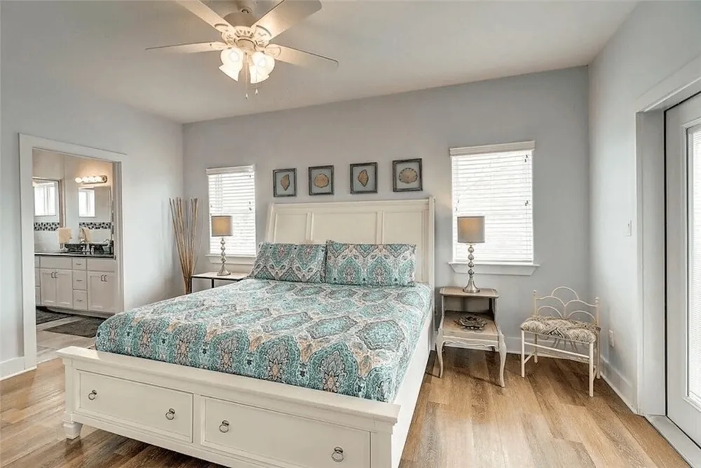678 Anchor Drive Port Aransas, TX 78373