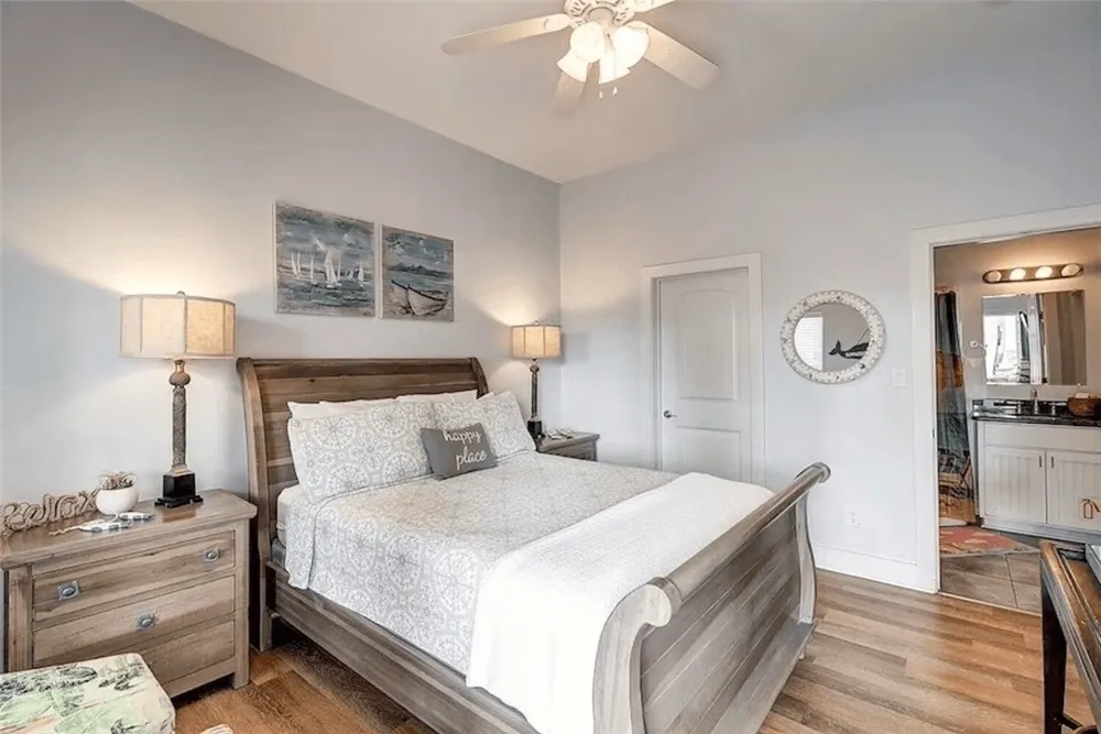 678 Anchor Drive Port Aransas, TX 78373
