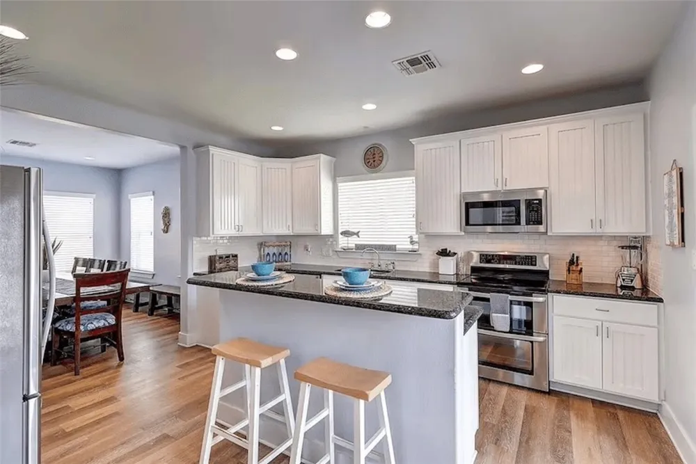678 Anchor Drive Port Aransas, TX 78373