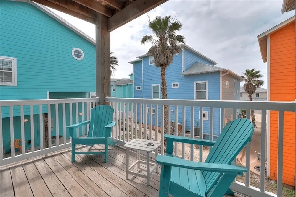678 Anchor Drive Port Aransas, TX 78373
