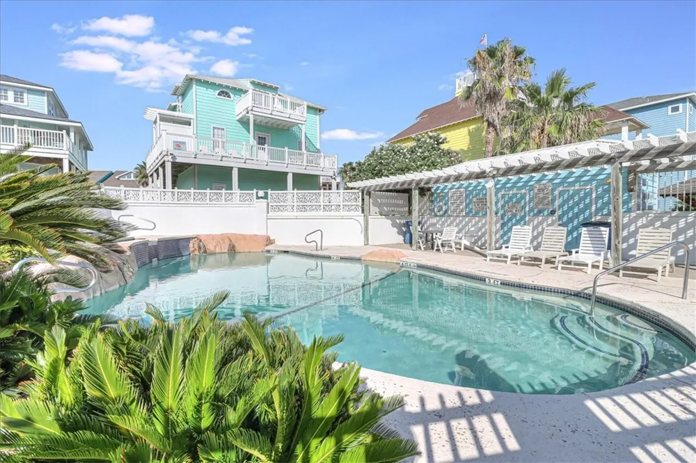 678 Anchor Drive Port Aransas, TX 78373