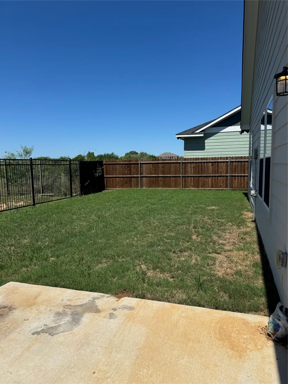 133 Magnolia Estates Street Crowley, TX 76036