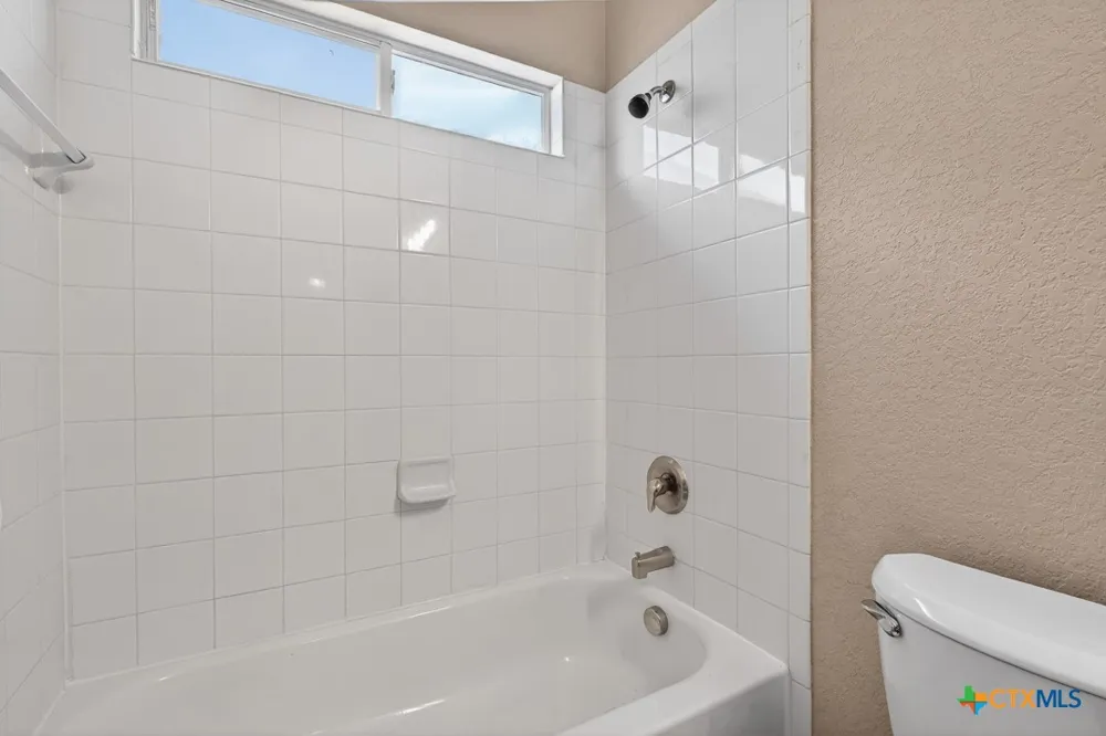 11631 Lemonmint Parkway San Antonio, TX 78245
