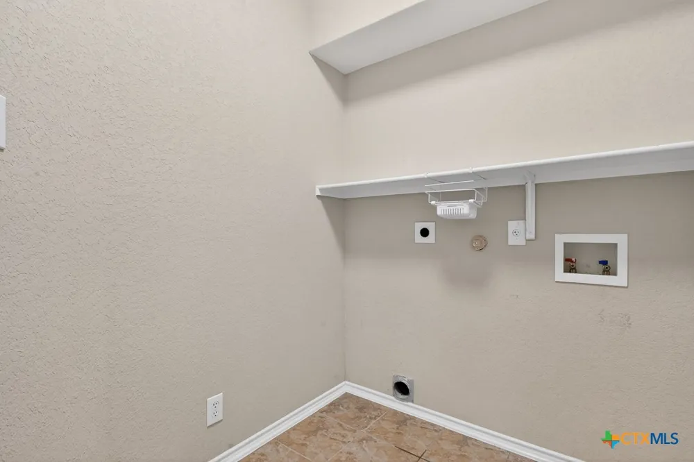 11631 Lemonmint Parkway San Antonio, TX 78245