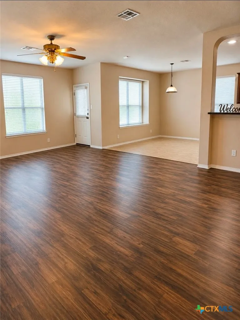 11631 Lemonmint Parkway San Antonio, TX 78245