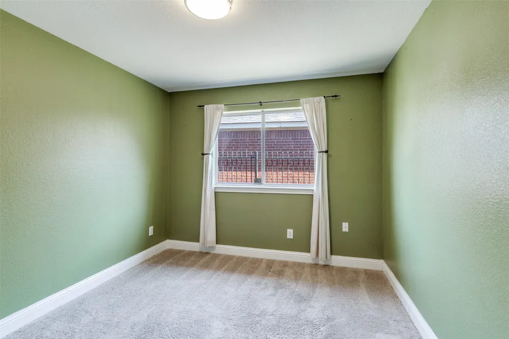 4621 Saint Francis Avenue Dallas, TX 75227