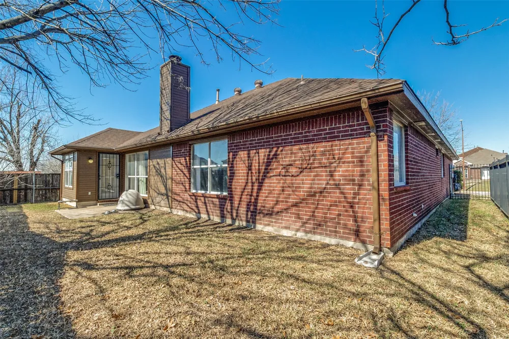 4621 Saint Francis Avenue Dallas, TX 75227